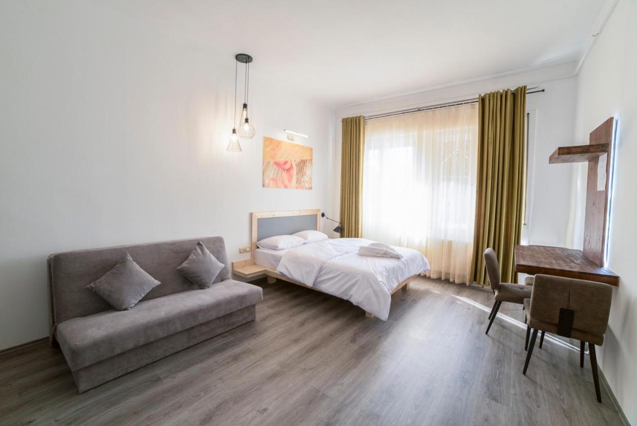 Maria Boutique Suits Budapešť Exteriér fotografie