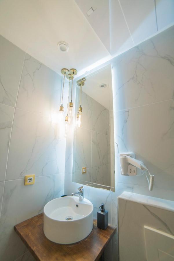 Maria Boutique Suits Budapešť Exteriér fotografie