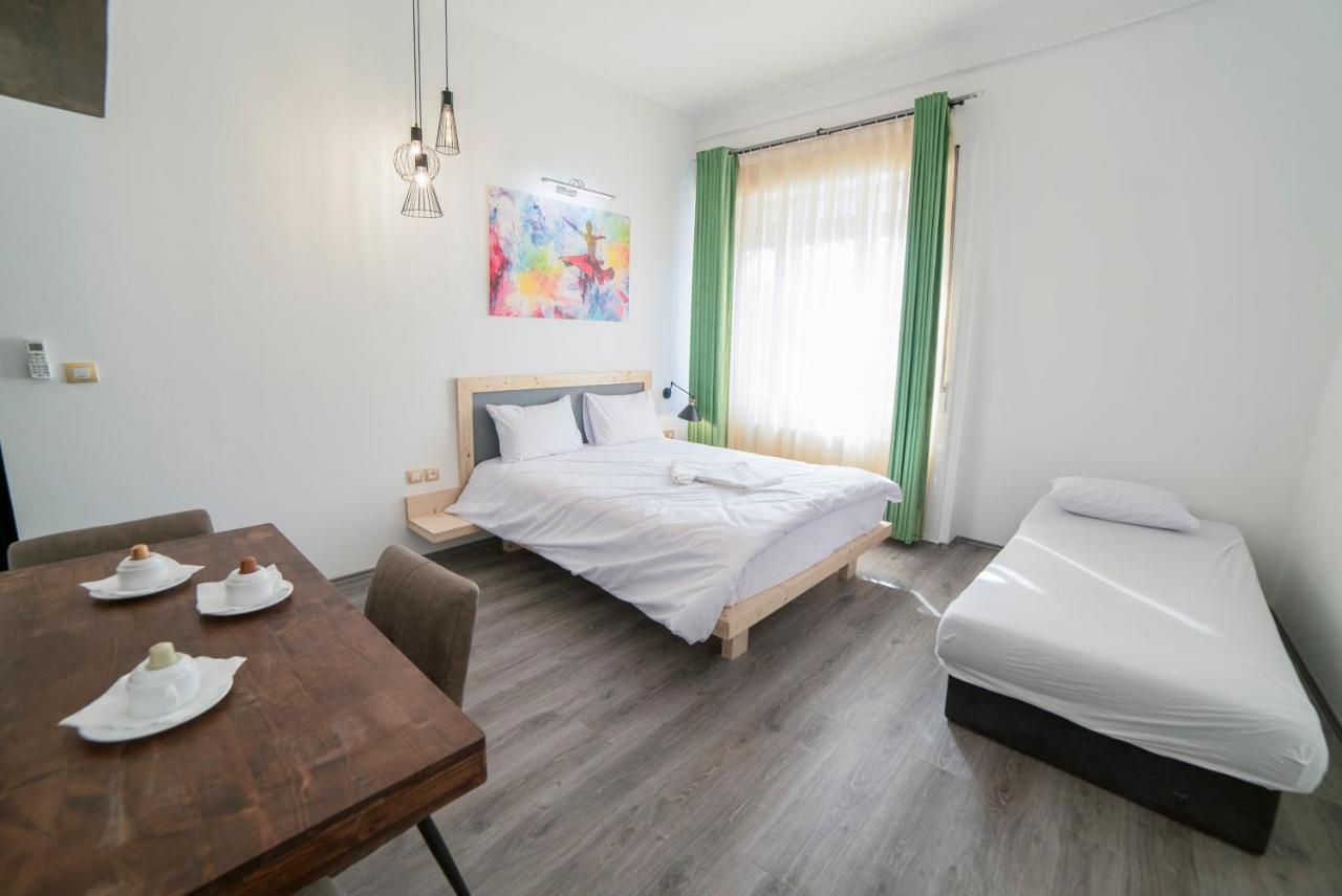 Maria Boutique Suits Budapešť Exteriér fotografie