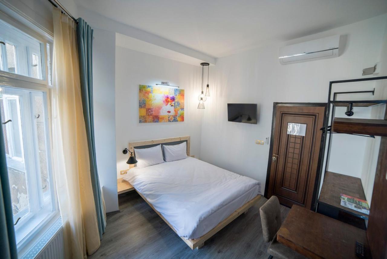 Maria Boutique Suits Budapešť Exteriér fotografie