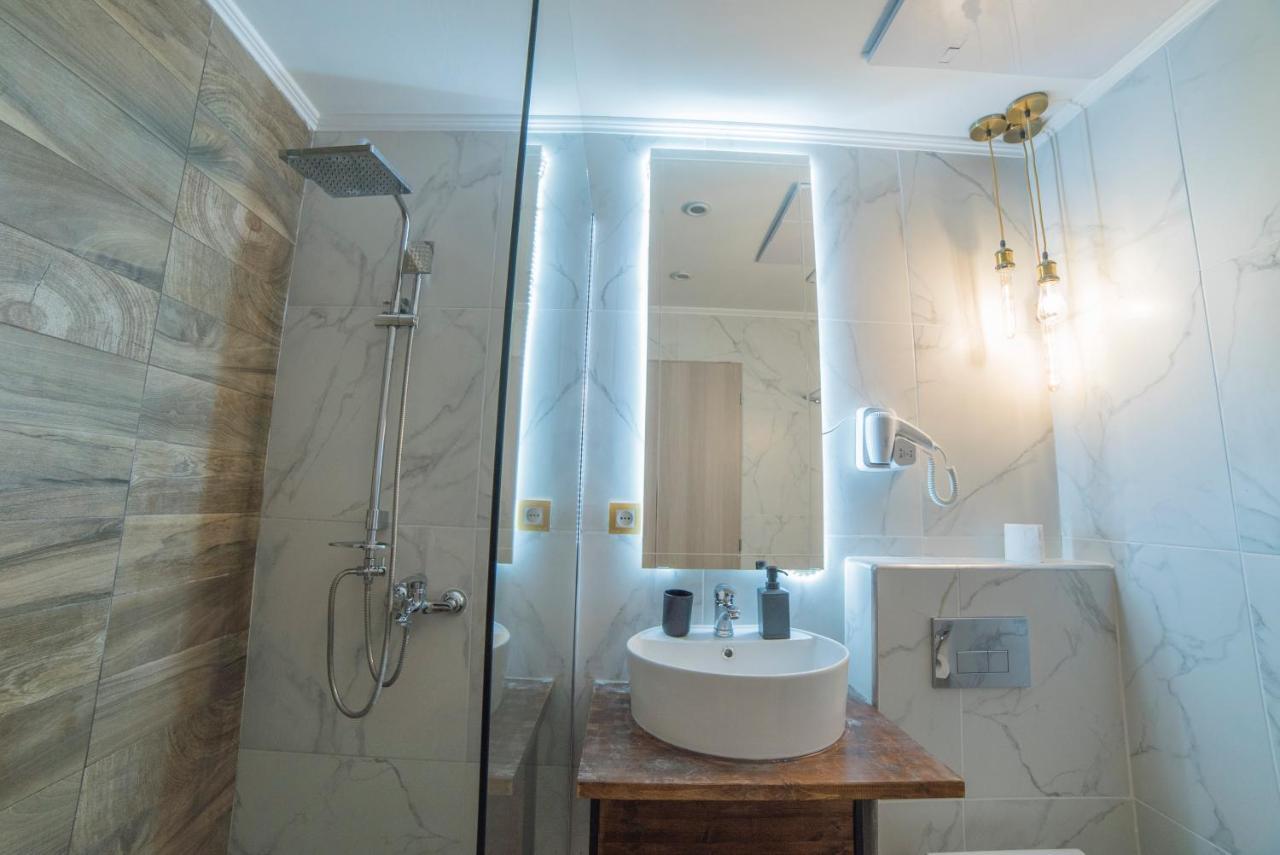 Maria Boutique Suits Budapešť Exteriér fotografie