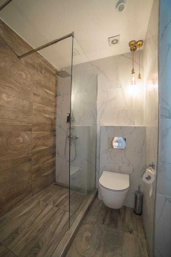 Maria Boutique Suits Budapešť Exteriér fotografie