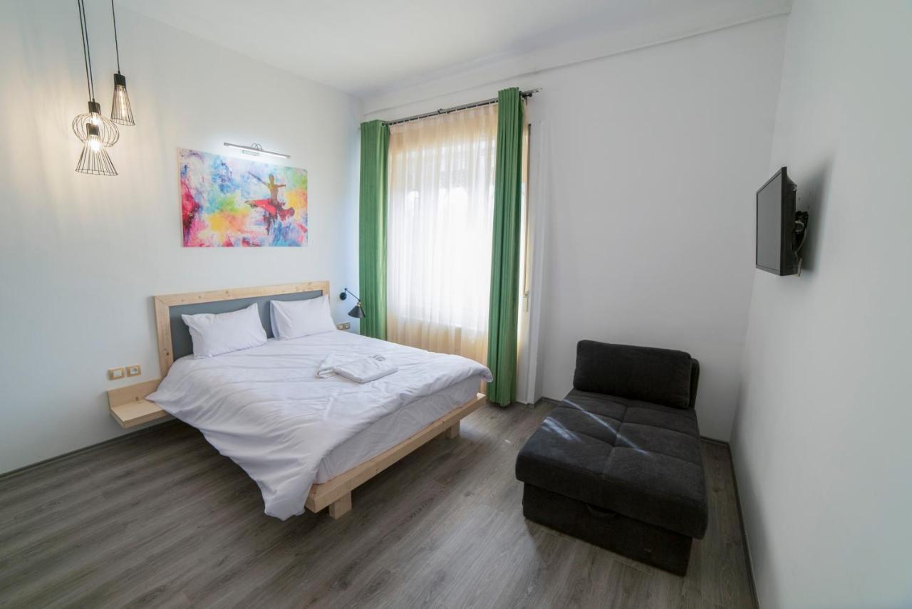 Maria Boutique Suits Budapešť Exteriér fotografie