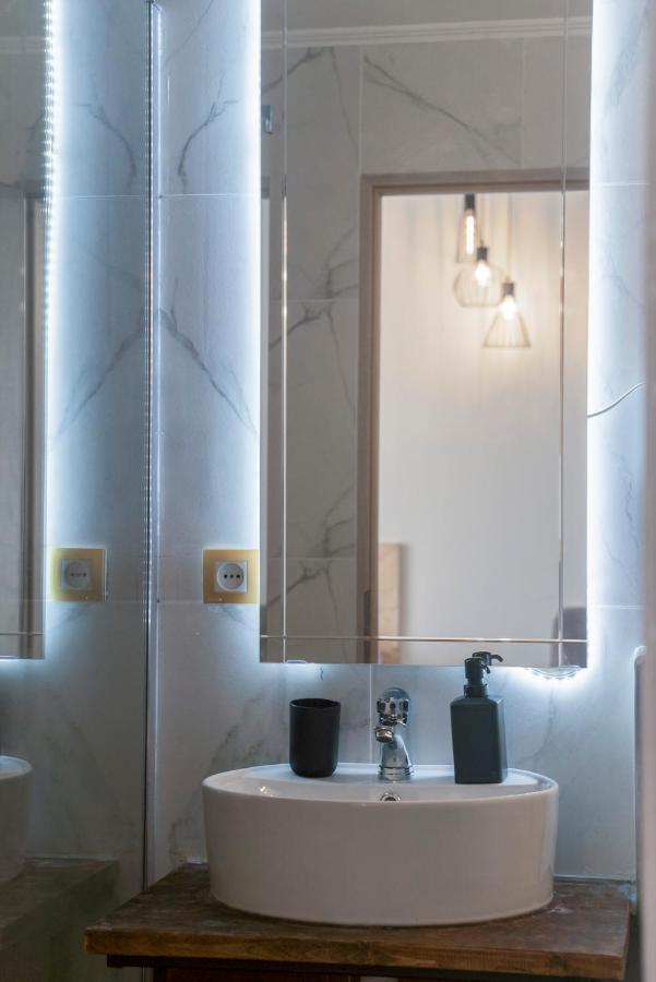 Maria Boutique Suits Budapešť Exteriér fotografie