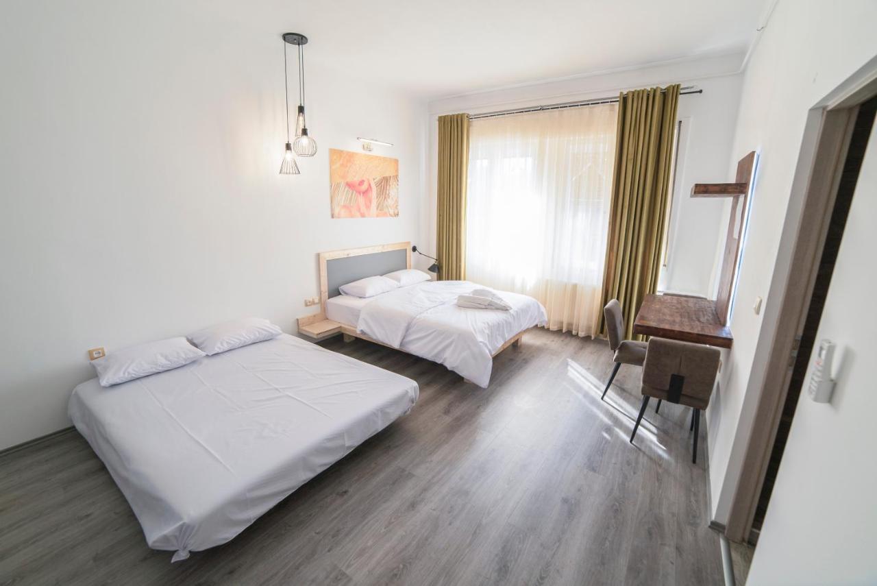 Maria Boutique Suits Budapešť Exteriér fotografie